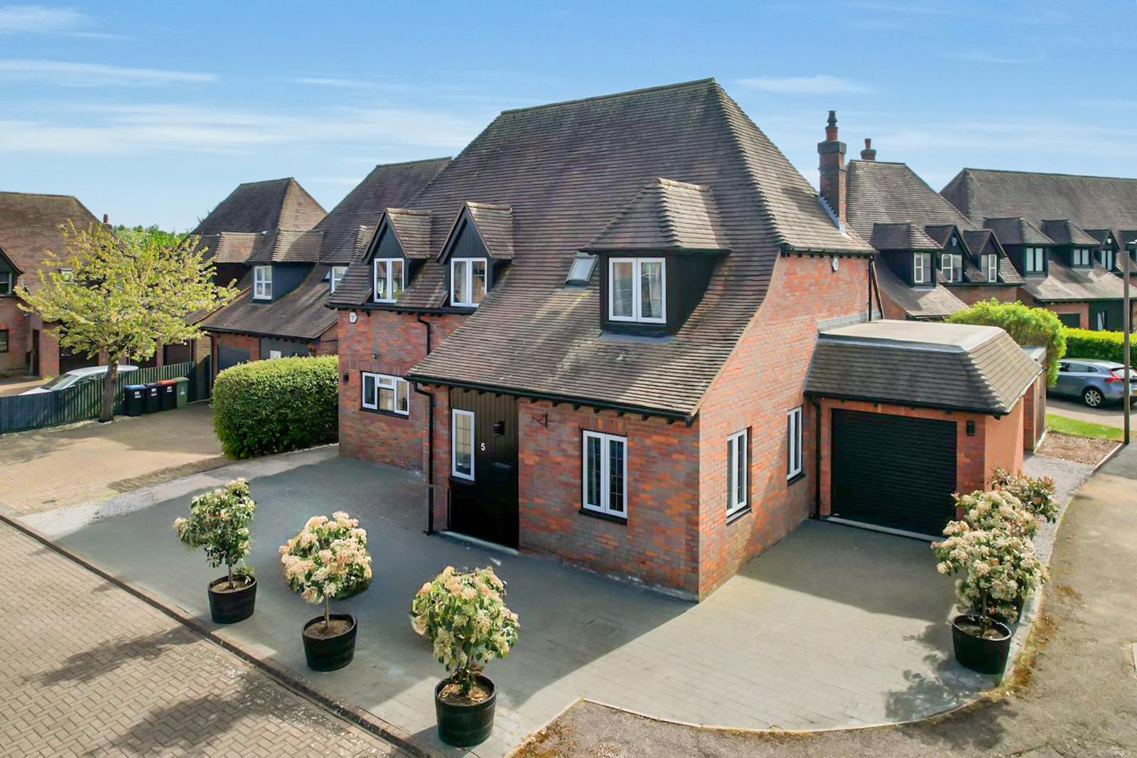 Butterfield Close, Woolstone, Milton Keynes